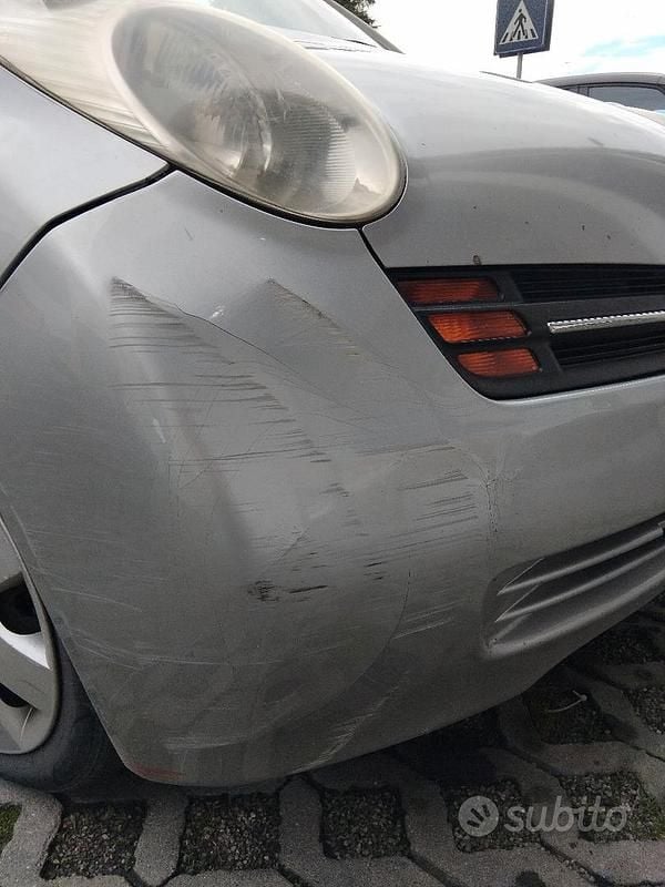 Usata Nissan Micra 82 CV (60 kW) 2006 Grigio Berlina