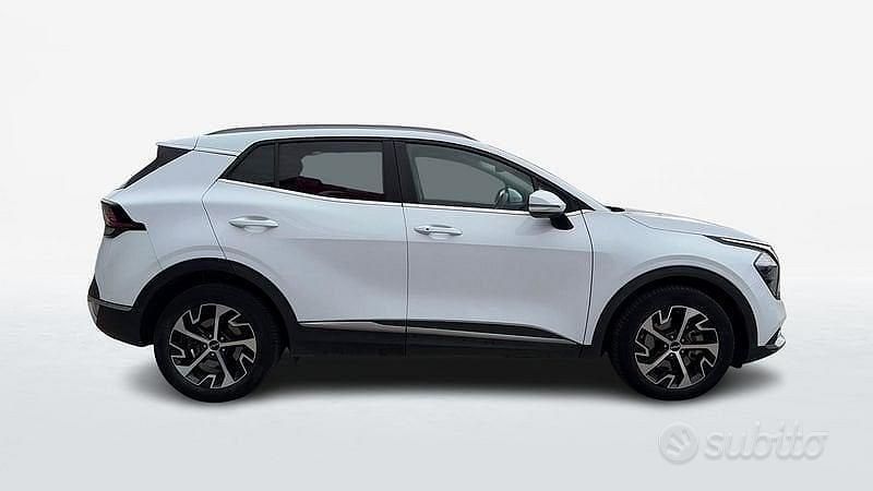 Usata Kia Sportage Style 230 CV (169 kW) 2023 Bianco SUV