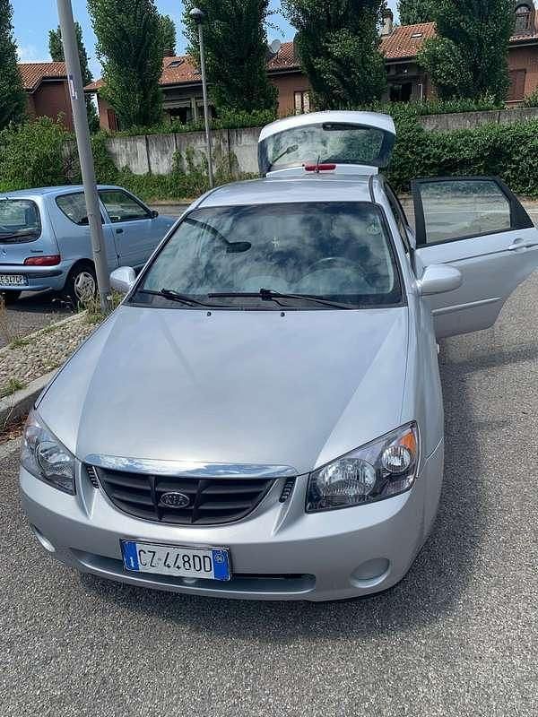 Grigio Usata 2006 Kia Cerato Classic Tre volumi | 3500 € - Immagine 1/4