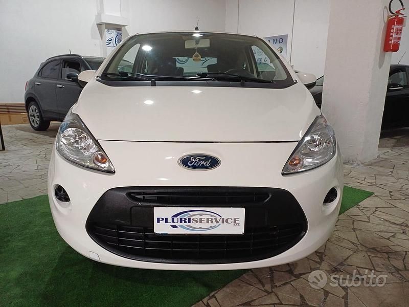 Usata Ford Ka Titanium 69 CV (50 kW) 2010 Bianco Utilitaria