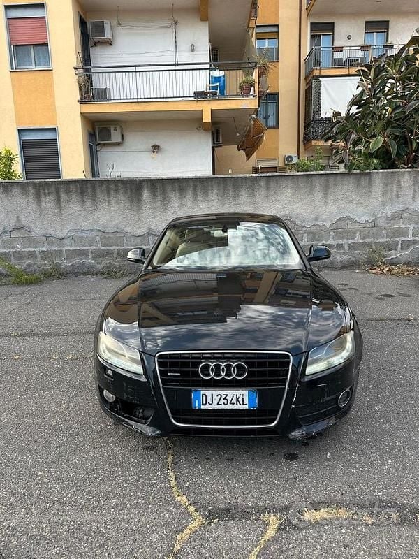 Nero Usata 2007 Audi A5 Coupé | 5000 € (Super prezzo) - Immagine 1/4