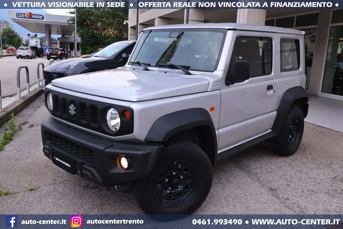 Usata Suzuki Jimny 102 CV (75 kW) 2019 Argento SUV
