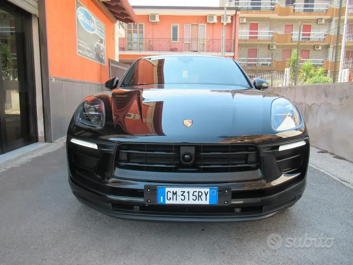 Usata Porsche Macan 265 CV (194 kW) 2023 Nero SUV