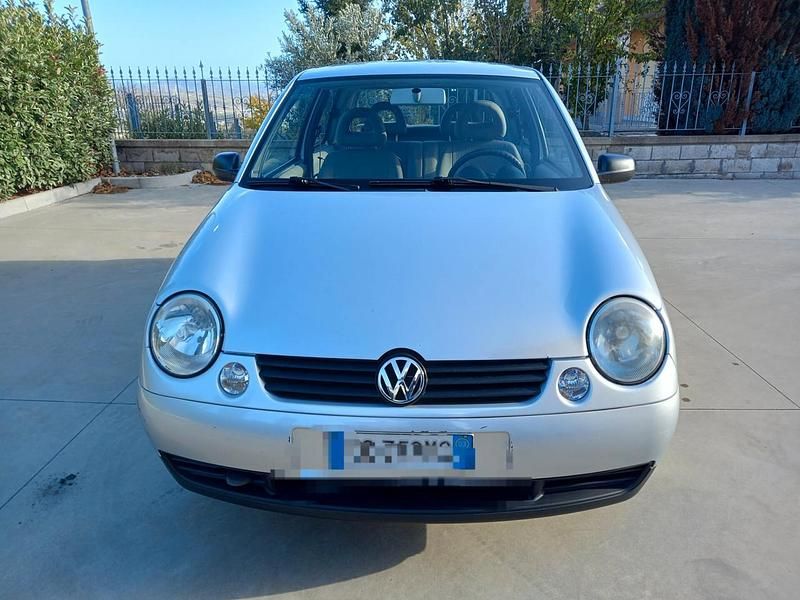 Usata VW Lupo Trendline 60 CV (44 kW) 2003 Argento Utilitaria