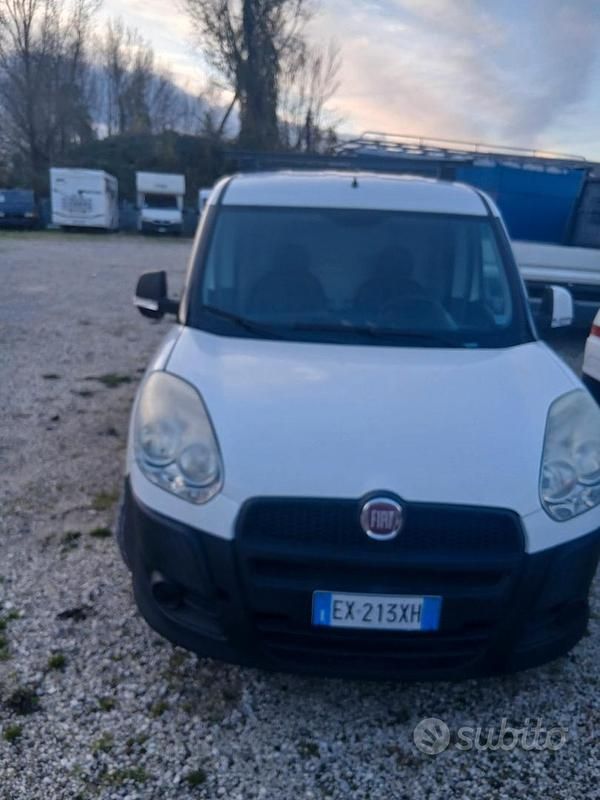 Usata Fiat Doblò 90 CV (66 kW) 2014 Monovolume