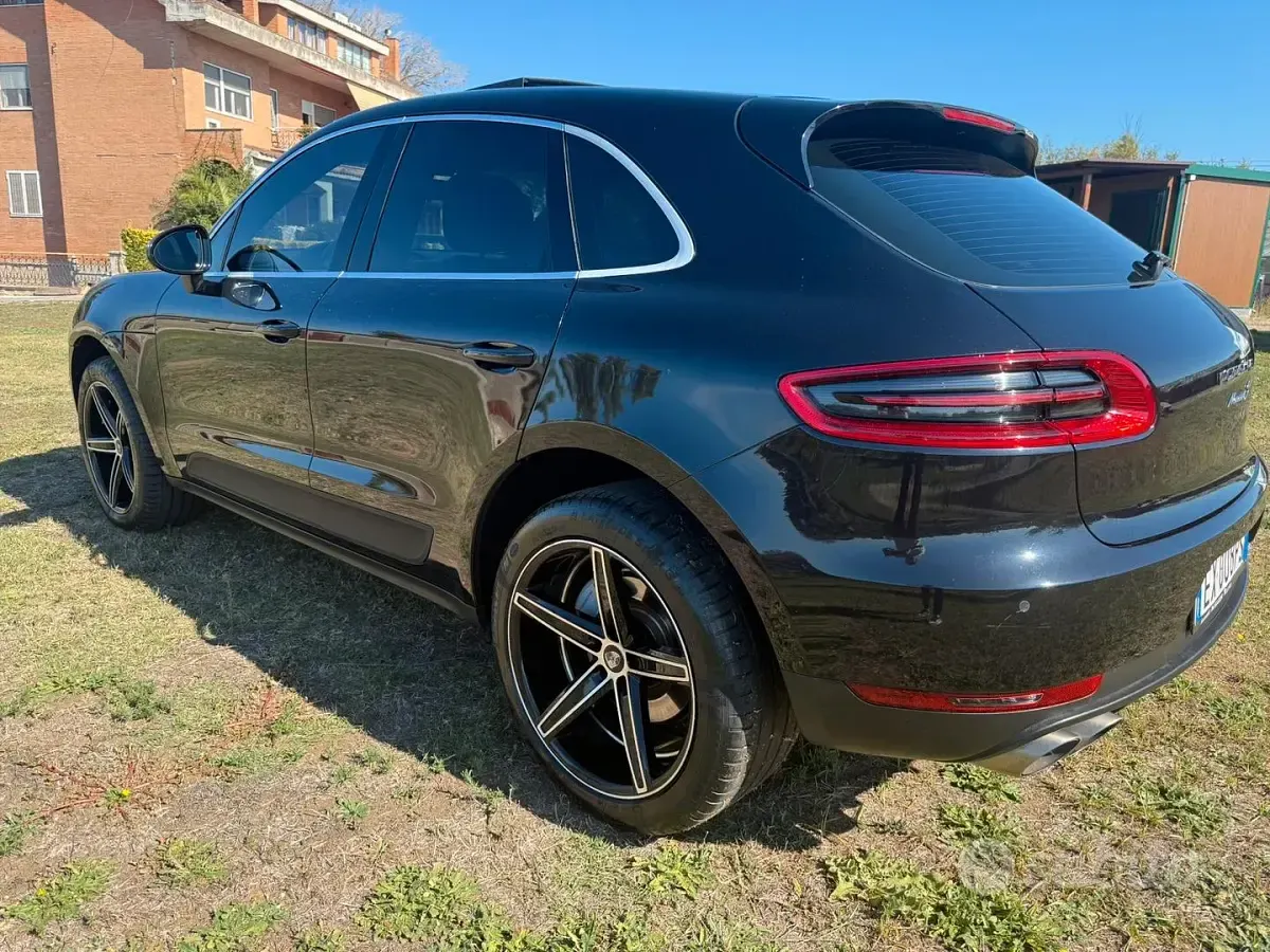 Usata Porsche Macan 340 CV (250 kW) 2014 Nero SUV