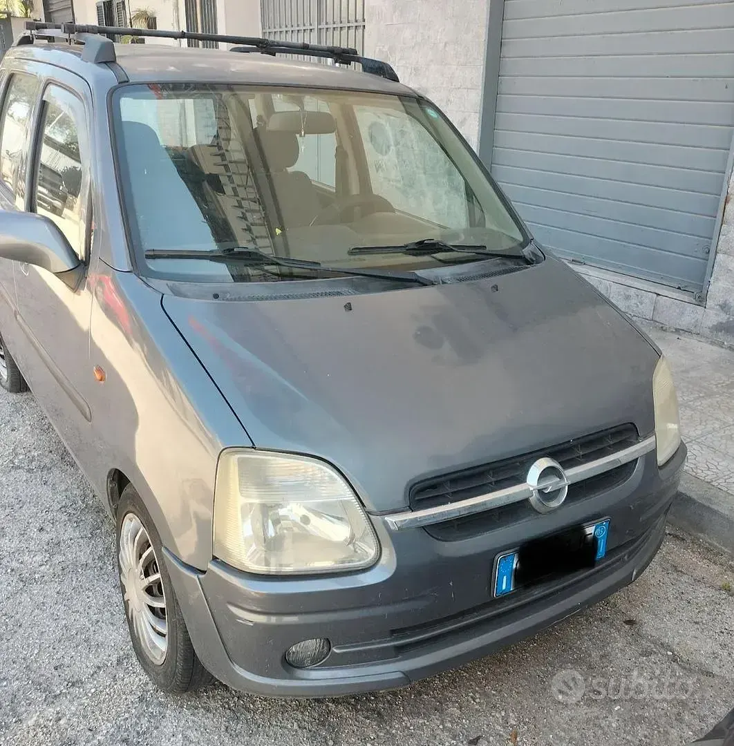 Usata Opel Agila 2005 Grigio Monovolume
