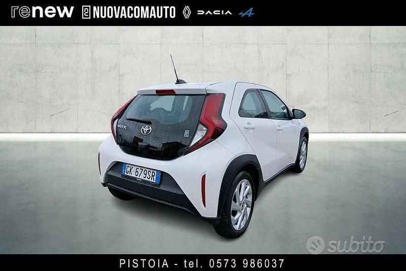 Usata Toyota Aygo X Trend 72 CV (52 kW) 2022 Bianco SUV