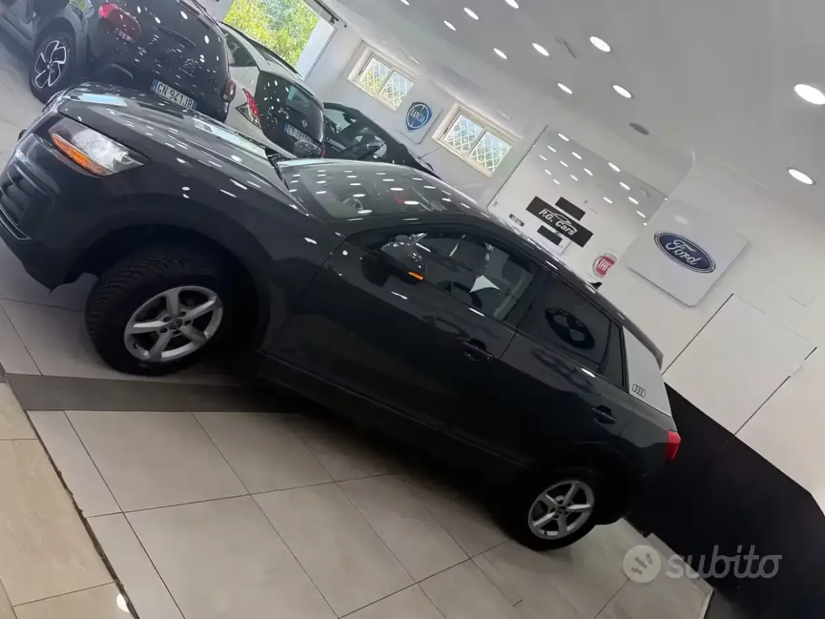 Usata Audi Q2 116 CV (85 kW) 2019 Grigio SUV