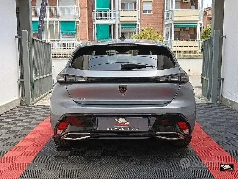Usata Peugeot 308 S 131 CV (96 kW) 2023 Grigio Berlina