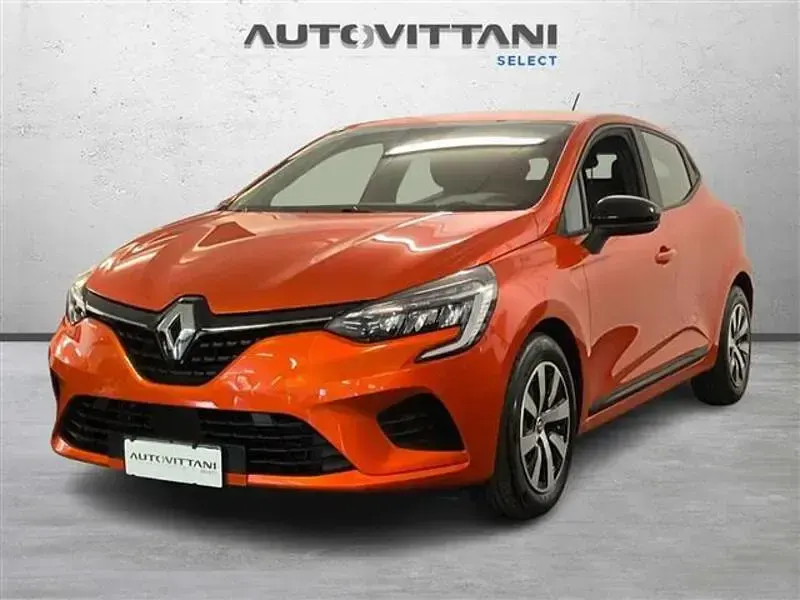 Usata Renault Clio Equilibre 91 CV (66 kW) 2023 Arancione Utilitaria