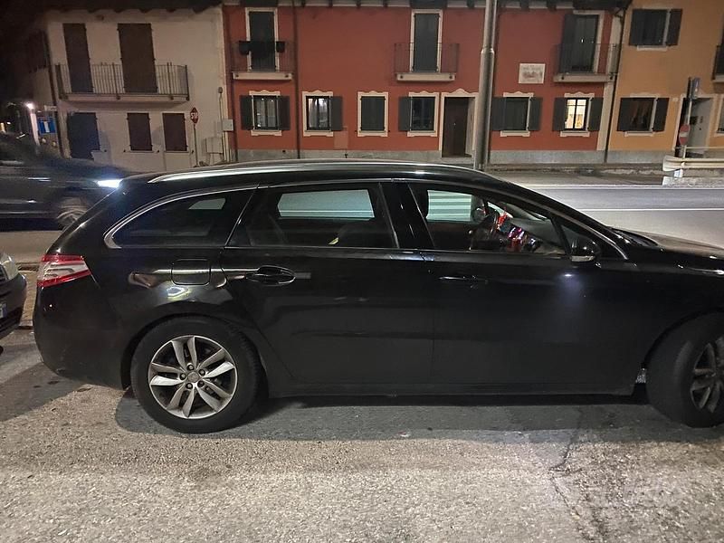 Usata Peugeot 508 SW 140 CV (102 kW) 2012 Nero Station wagon