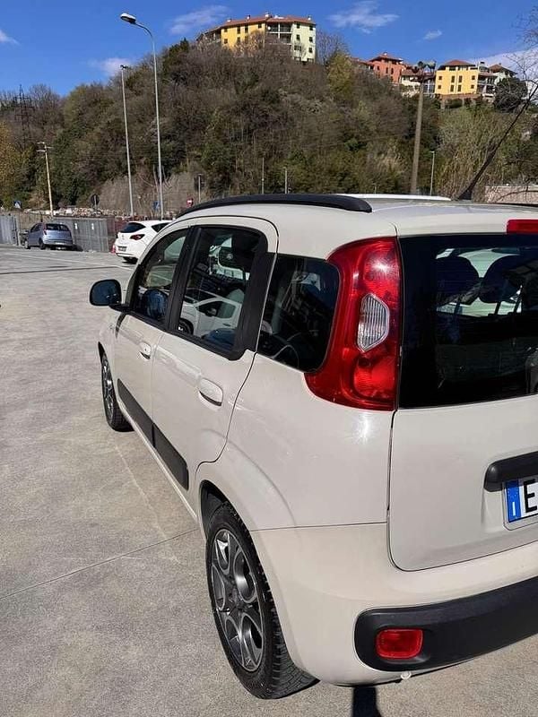 Usata Fiat Panda Lounge 75 CV (55 kW) 2014 Beige Utilitaria