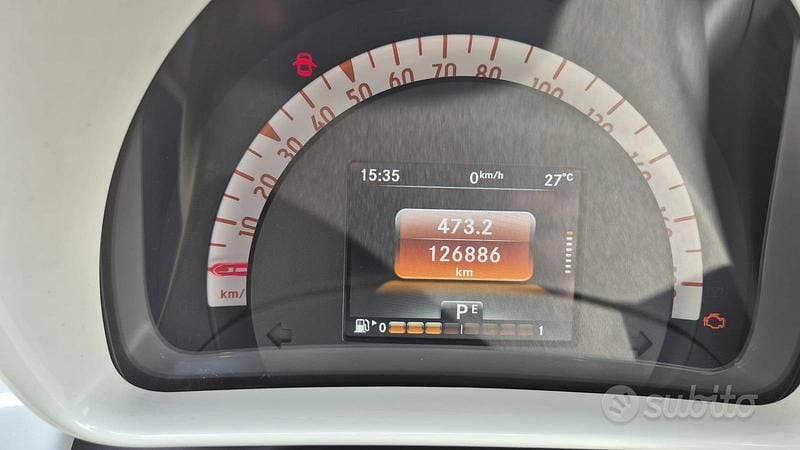 Usata Smart ForFour Passion 71 CV (52 kW) 2016 Rosso Utilitaria