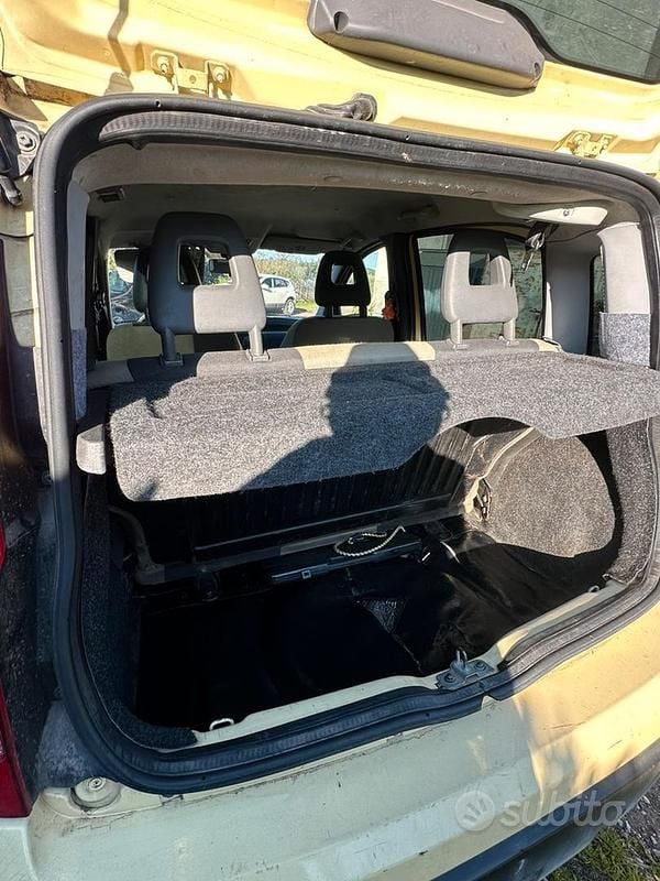 Usata Fiat Panda 4x4 37 CV (27 kW) 2007 Giallo Utilitaria