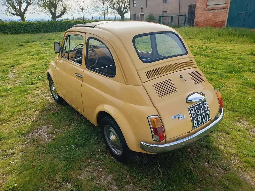 Usata Fiat 500 14 CV (10 kW) 1972 Giallo Utilitaria