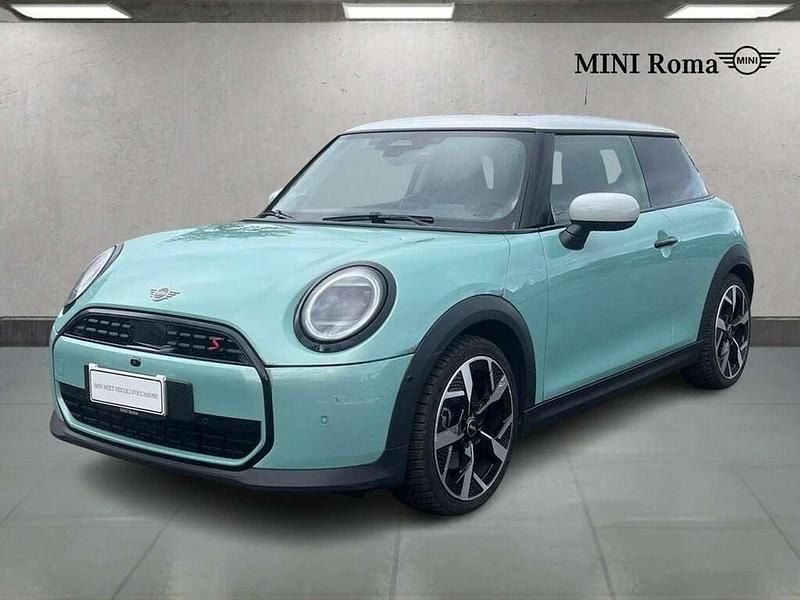 Usata Mini Cooper Classic 204 CV (150 kW) 2024 Ocean wave green Utilitaria