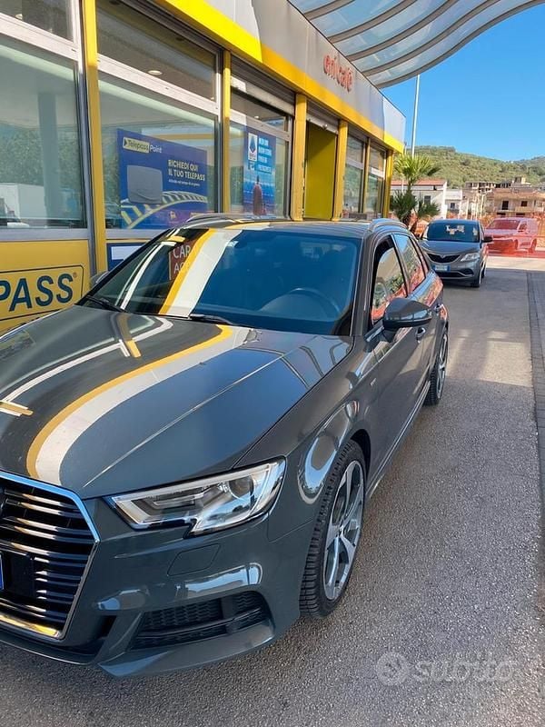 Usata Audi A3 S-Line 190 CV (139 kW) 2018 Grigio Berlina