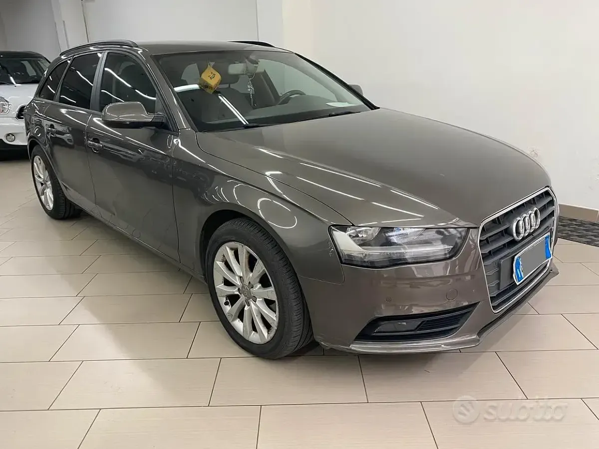 Usata Audi A4 Business 150 CV (110 kW) 2013 Marrone Station wagon