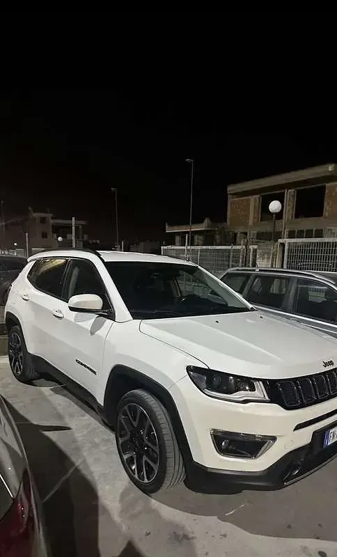 Usata Jeep Compass Limited 120 CV (88 kW) 2018 SUV