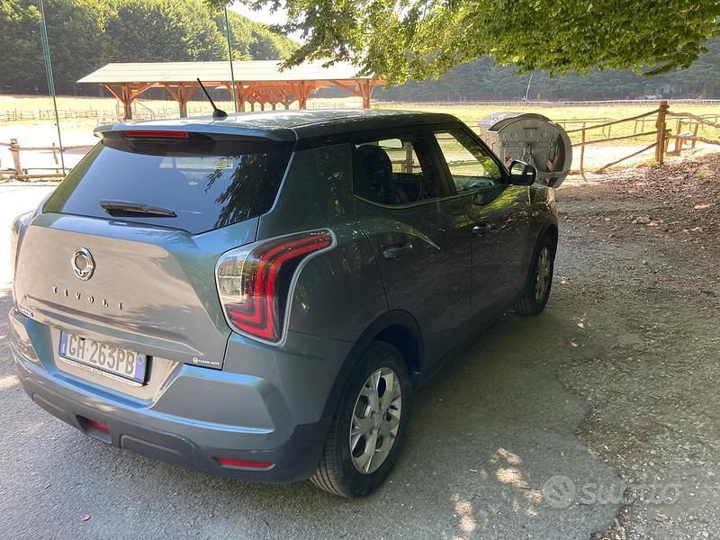Usata Ssangyong (KGM) Tivoli 128 CV (94 kW) 2022 Grigio SUV