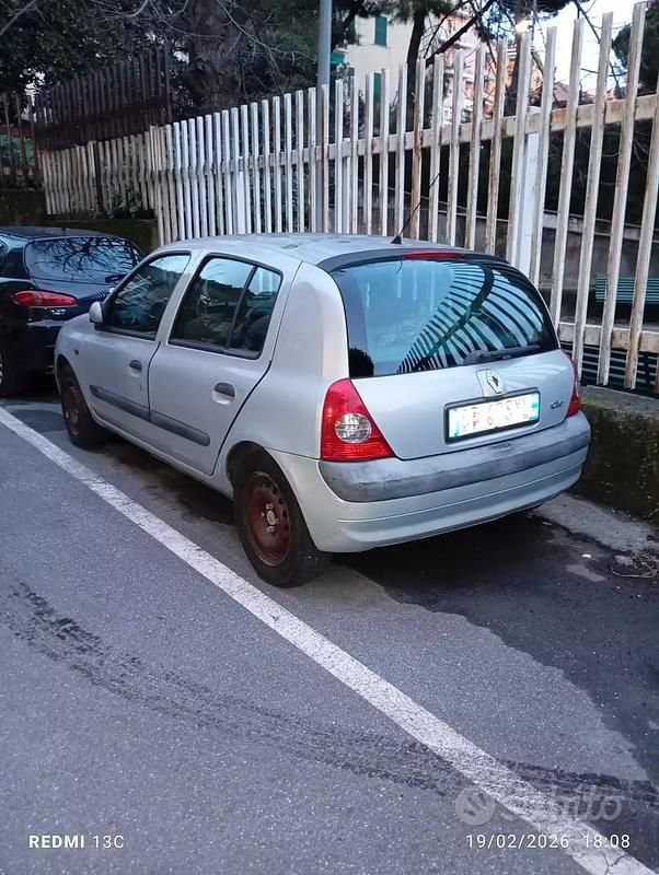 Usata Renault Clio II 2002 Grigio Berlina