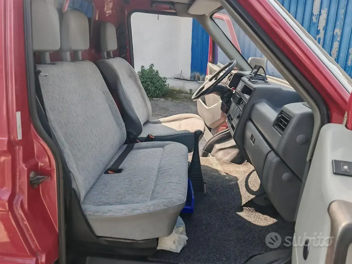 Usata VW T4 1990 Rosso Furgone
