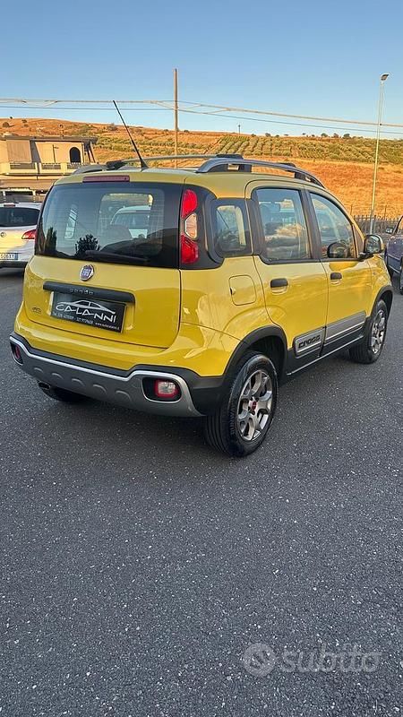 Usata Fiat Panda Cross Cross 80 CV (58 kW) 2015 Giallo Utilitaria