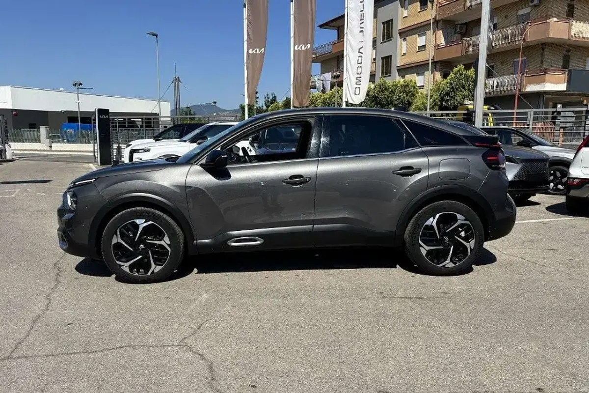 Usata Citroën C4 Shine 131 CV (96 kW) 2023 Antracite SUV