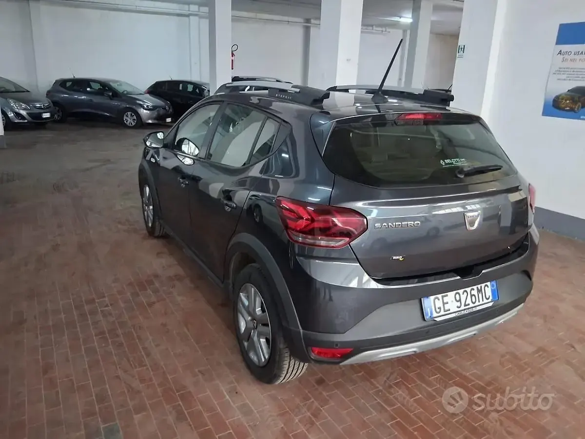 Usata Dacia Sandero Stepway 101 CV (74 kW) 2021 Grigio Utilitaria