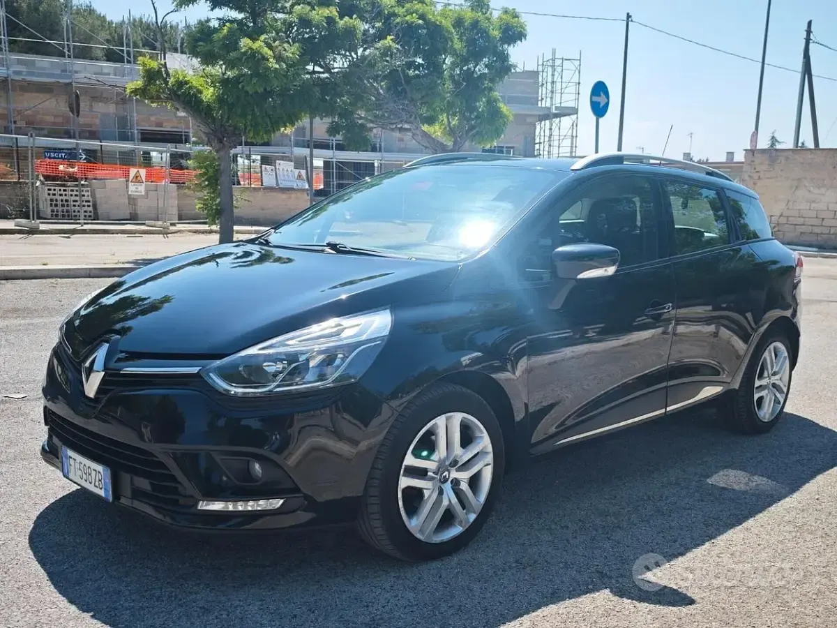 Usata Renault Clio Zen 90 CV (66 kW) 2019 Nero Station wagon