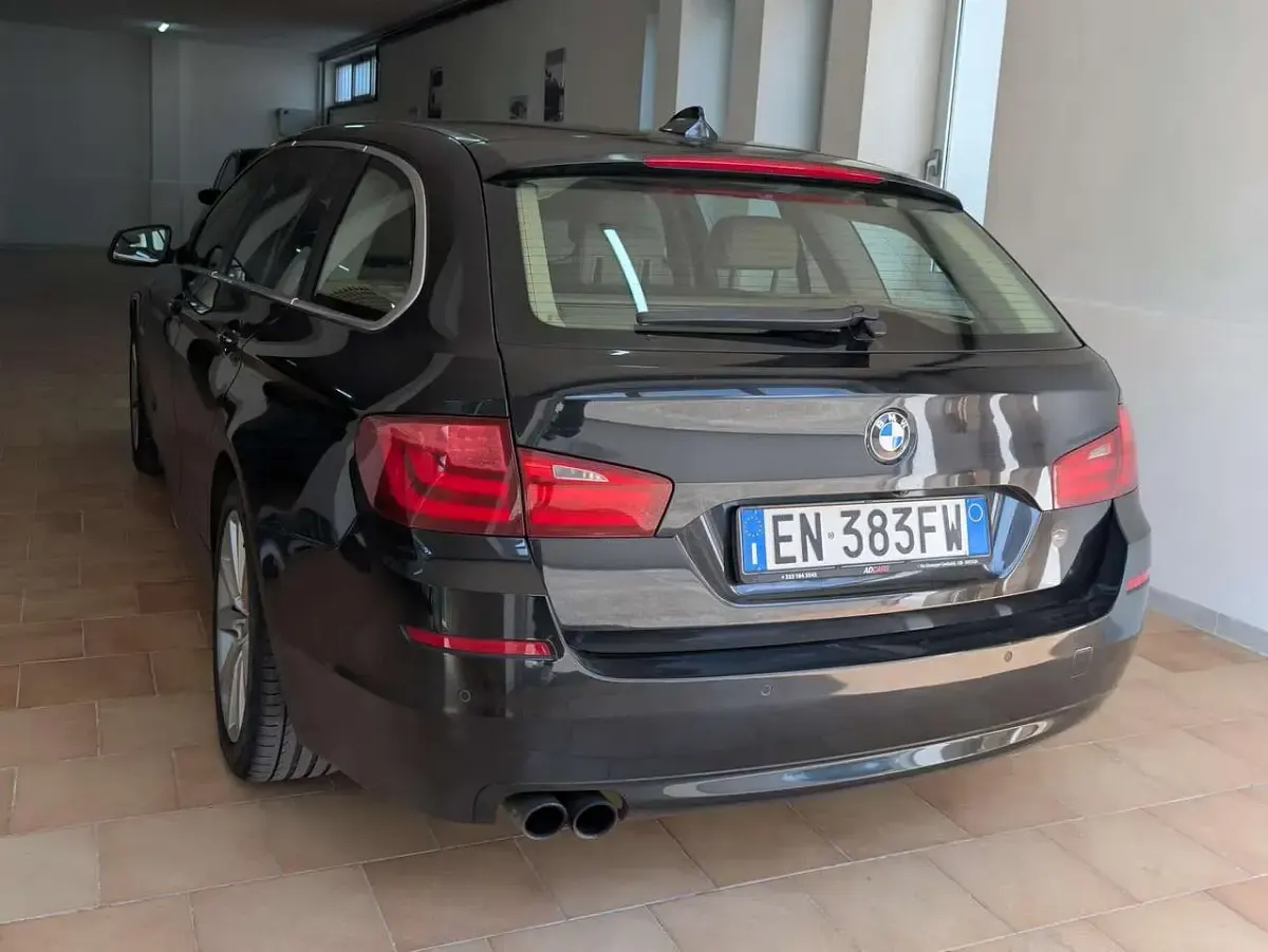 Usata BMW 525 218 CV (160 kW) 2012 Nero Station wagon