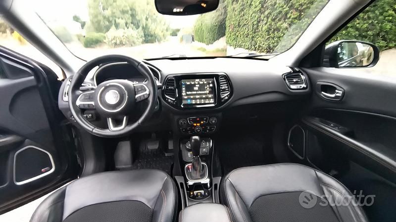 Usata Jeep Compass 140 CV (102 kW) 2017 Grigio SUV