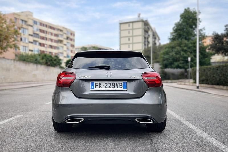 Usata Mercedes A200 2017 Grigio Berlina