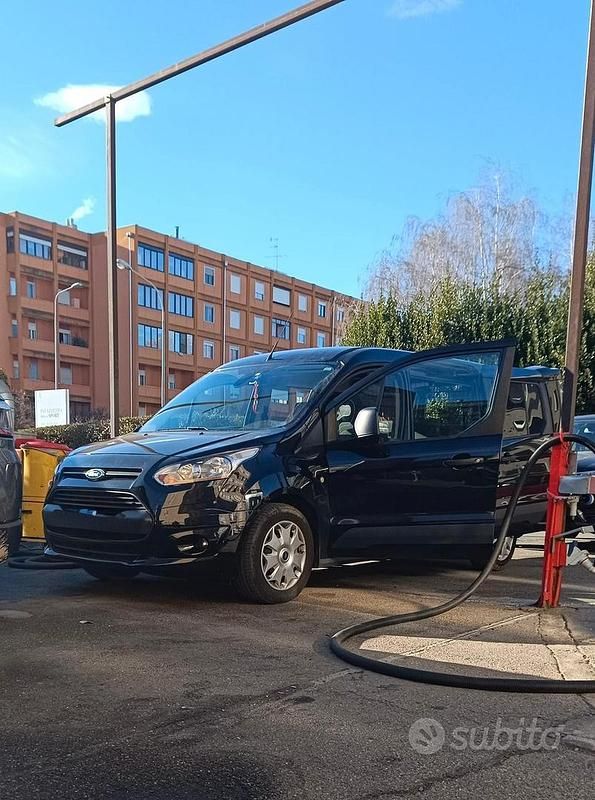 Usata Ford Transit Connect 100 CV (73 kW) 2015 Nero Monovolume