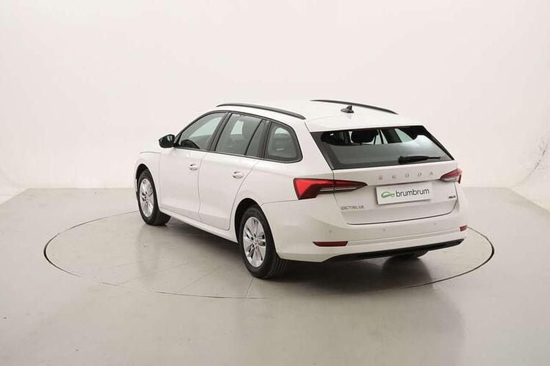 Usata Skoda Octavia Ambition 110 CV (80 kW) 2022 Bianco Station wagon