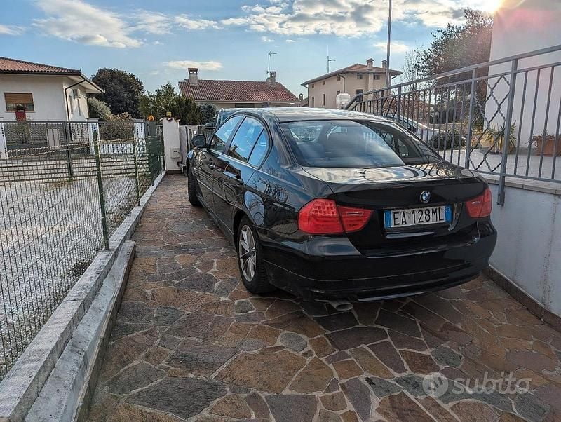 Usata BMW 316 2010 Nero Berlina