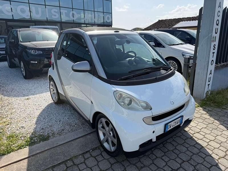 Usata Smart ForTwo Cabrio Pulse 71 CV (52 kW) 2009 Bianco Cabrio