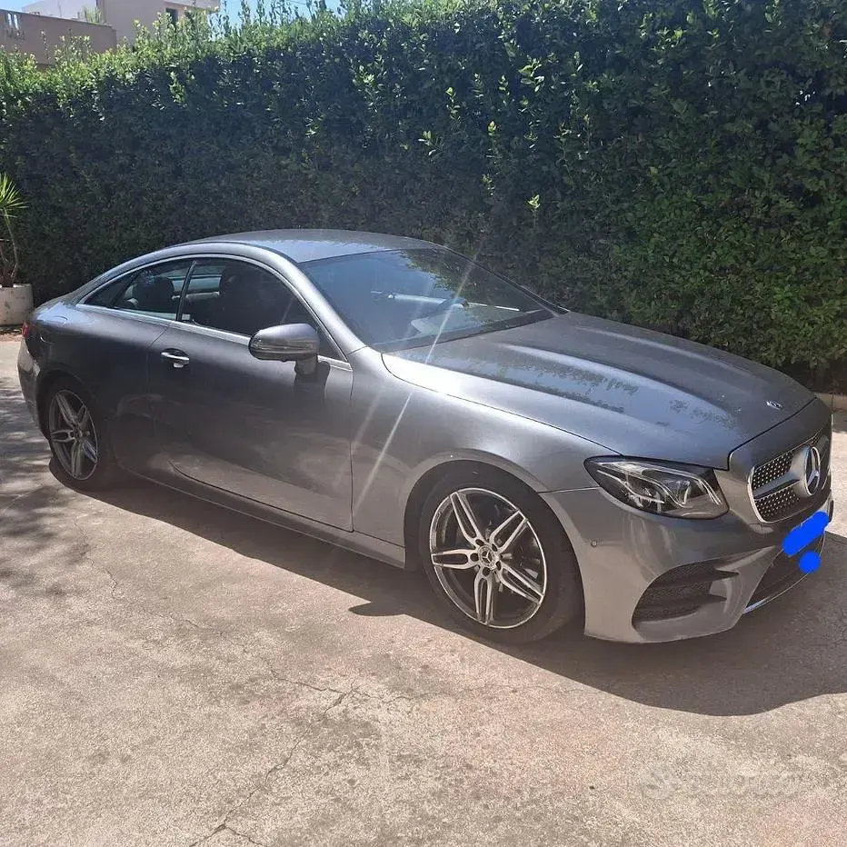 Usata Mercedes E300 Premium 245 CV (180 kW) 2019 Grigio Coupé