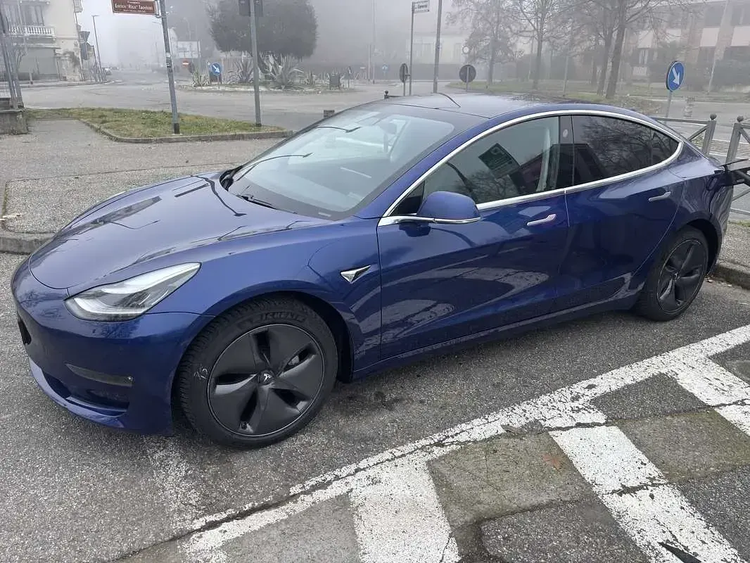 Usata Tesla Model 3 Long Range AWD 152 kW (208 CV) 2020 Berlina