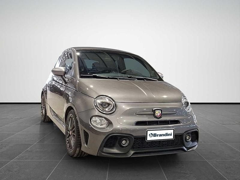 Usata Abarth 695C 179 CV (131 kW) 2023 Grigio Cabrio