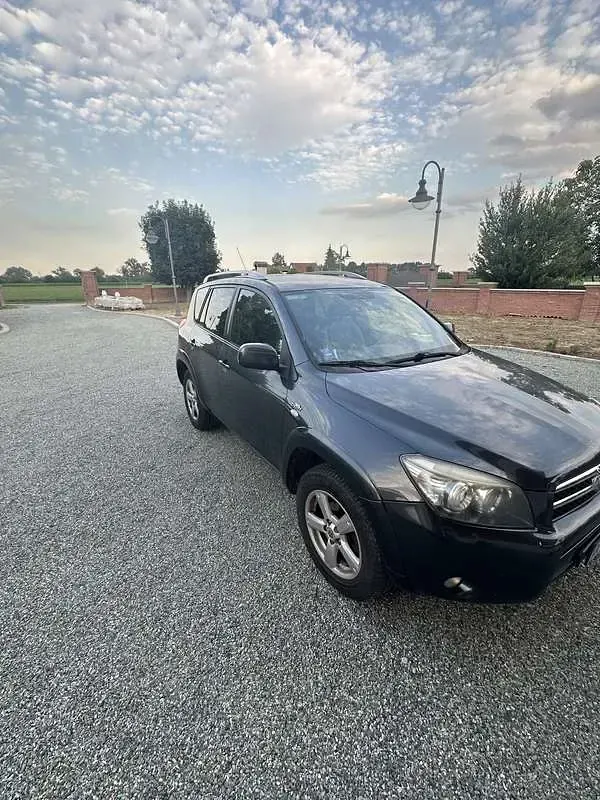 Usata Toyota RAV4 Plus 177 CV (130 kW) 2007 SUV
