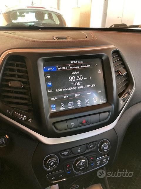 Usata Jeep Cherokee 272 CV (200 kW) 2014 Nero SUV