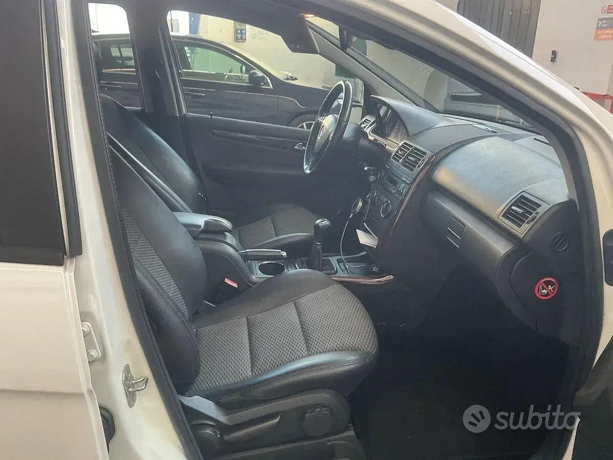 Usata Mercedes A150 Elegance 95 CV (69 kW) 2009 Bianco Berlina