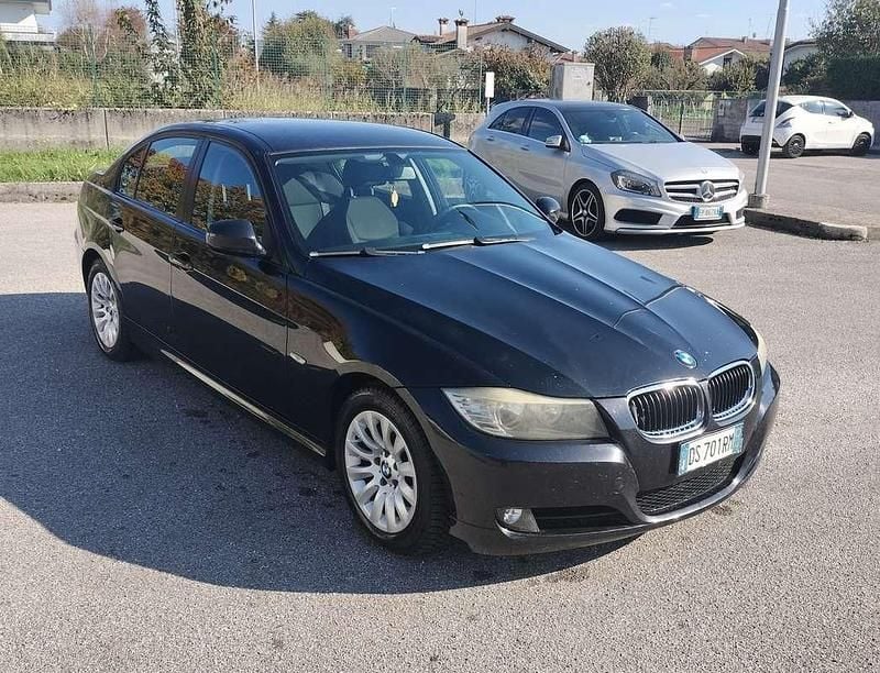 Usata BMW 320 177 CV (130 kW) 2008 Nero Berlina