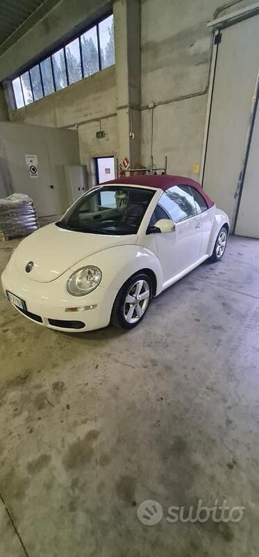 Usata VW Beetle Cabriolet 2010 Cabrio