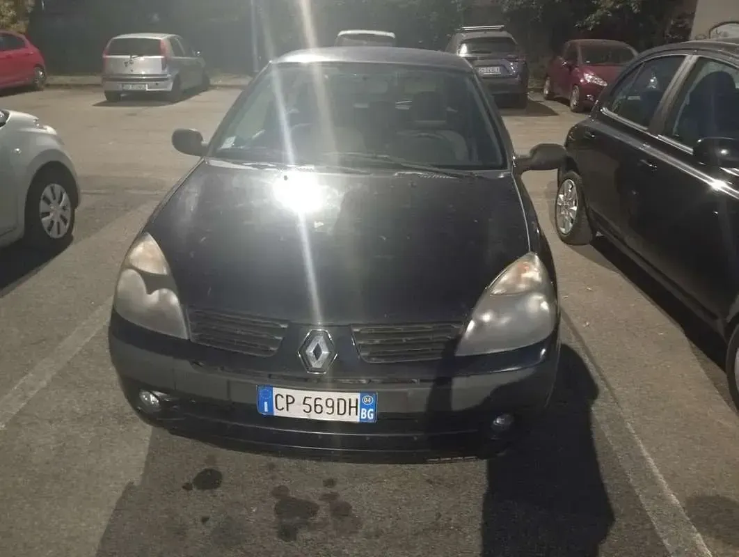 Usata Renault Clio II 58 CV (42 kW) 2004 Berlina