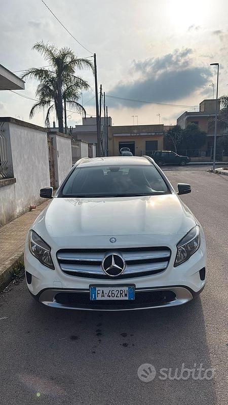Usata Mercedes GLA200 2013 Bianco SUV