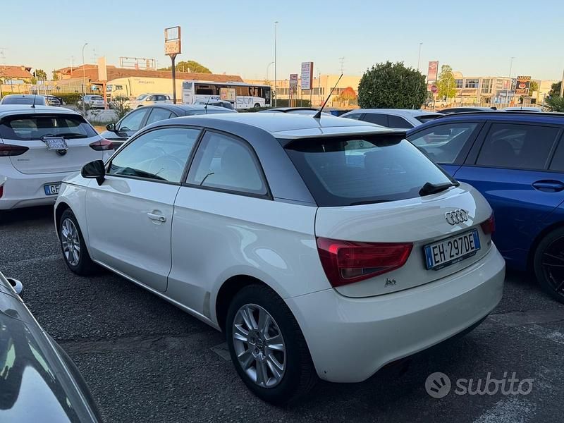 Usata Audi A1 Ambition 86 CV (63 kW) 2011 Bianco Utilitaria