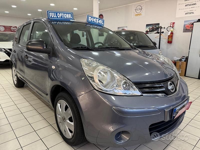 Usata Nissan Note 90 CV (66 kW) 2011 Grigio Monovolume